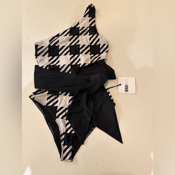 Beach Riot One Piece Houndstooth - Picture 4 of 4